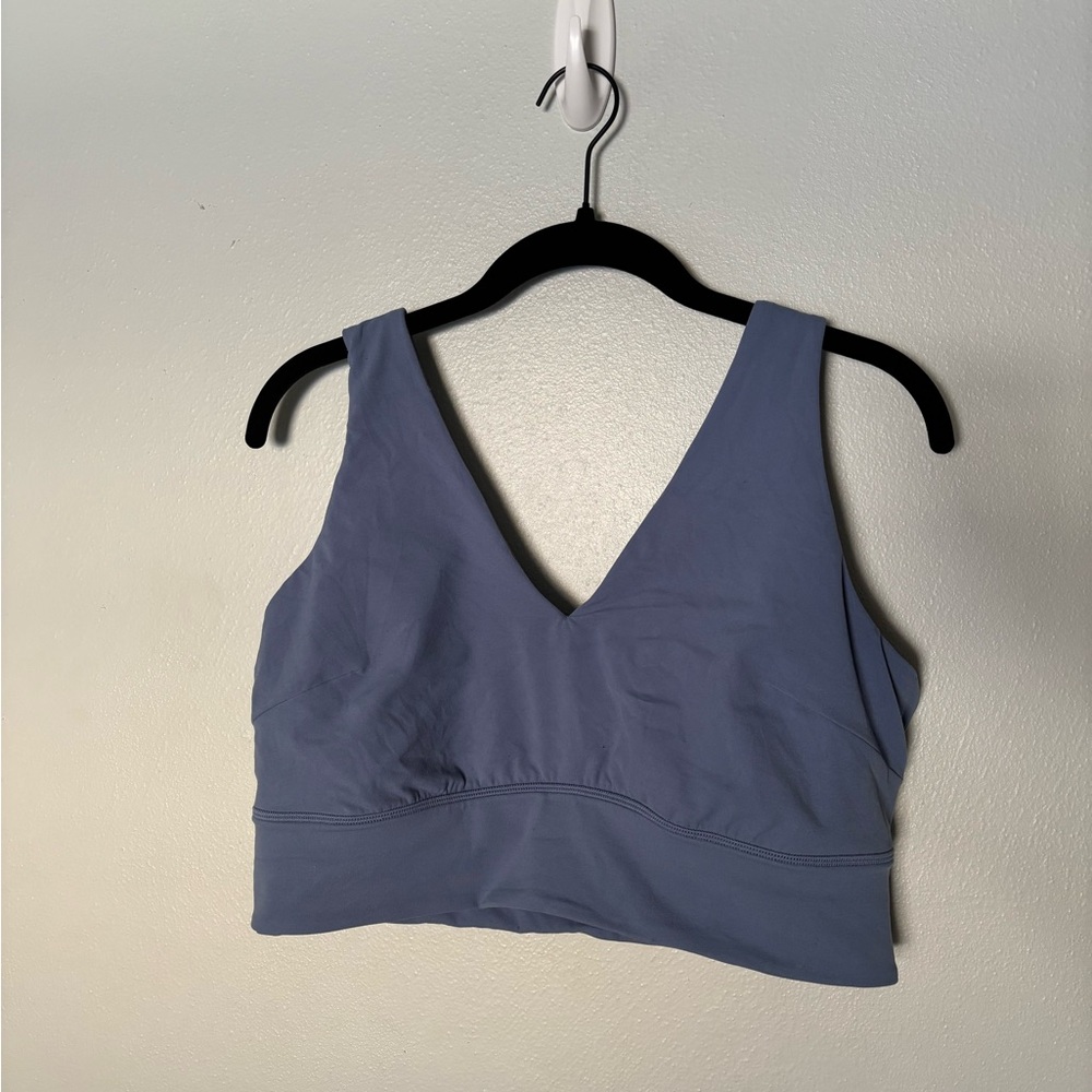 Women's Lululemon V-Neck Align Light Support Sports Bra in DDD/G XL